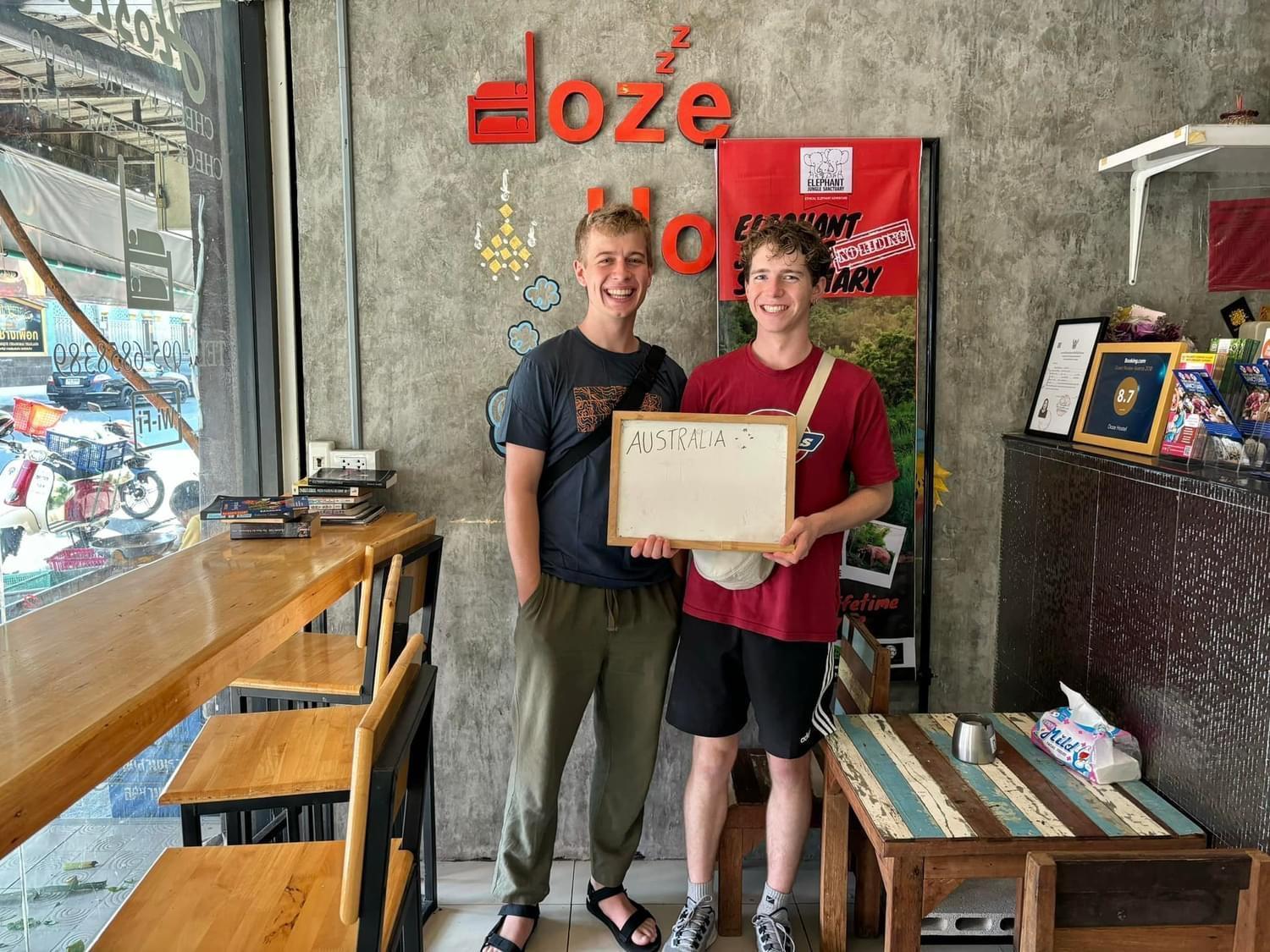 Doze Hostel شيانغ ماي المظهر الخارجي الصورة